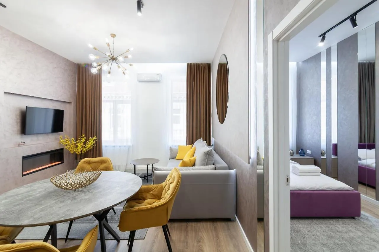 Avangard Green Park Art Apartment Lviv