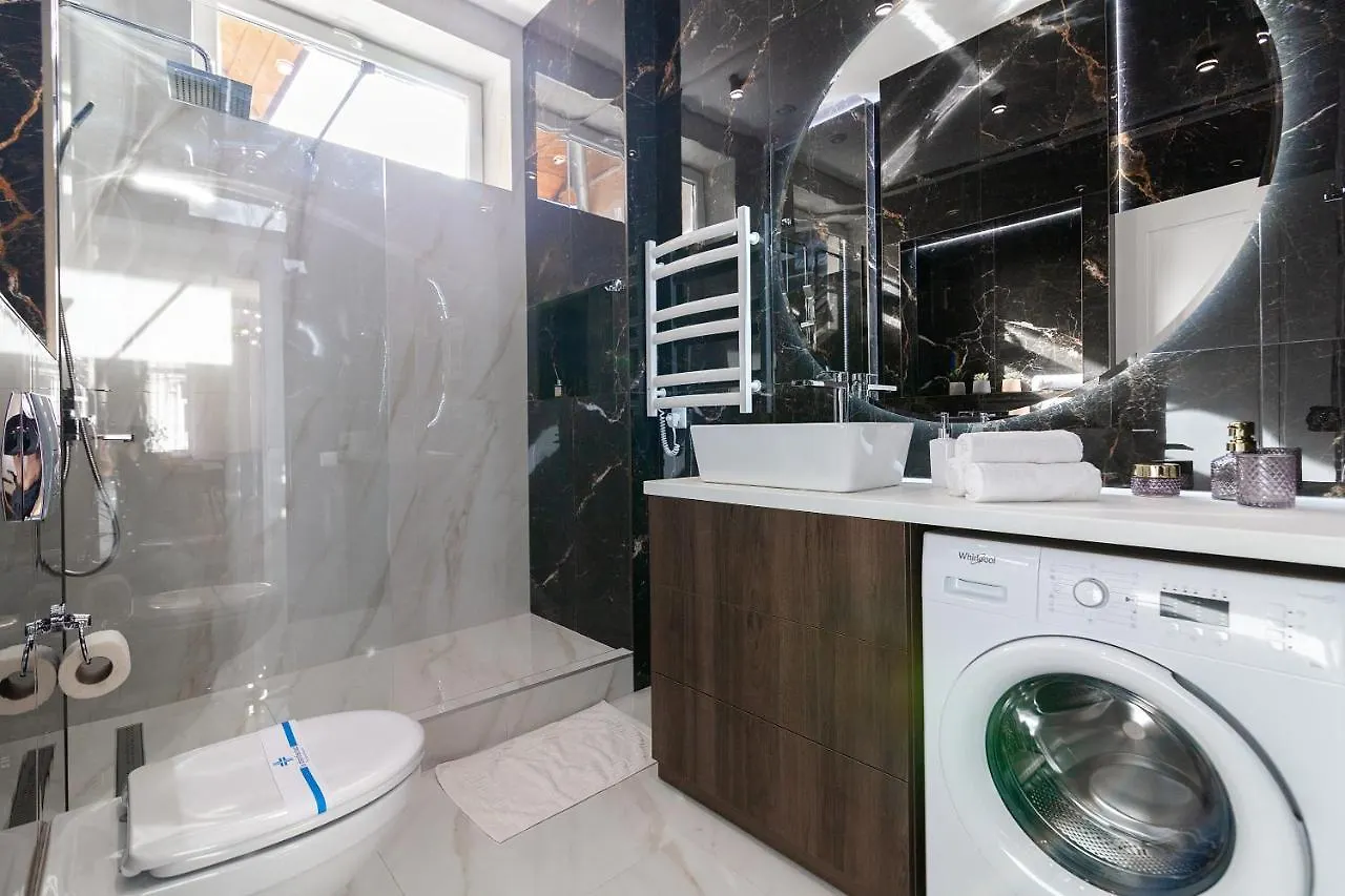Avangard Green Park Art Apartment Lviv
